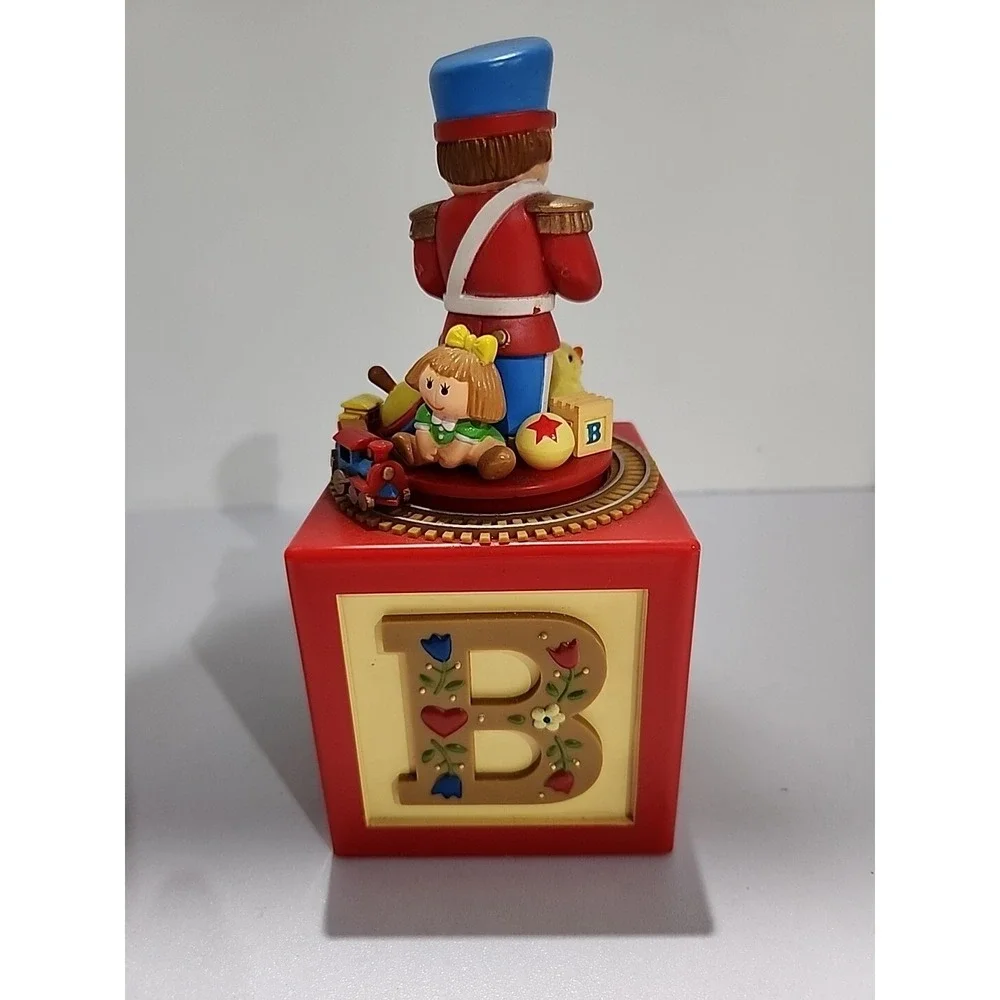 Enesco vintage 1981